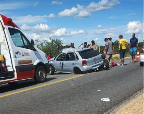 campos 24 horas hoje policial de hoje|Quatro ficam feridos após carro capotar na Dutra, em São José .